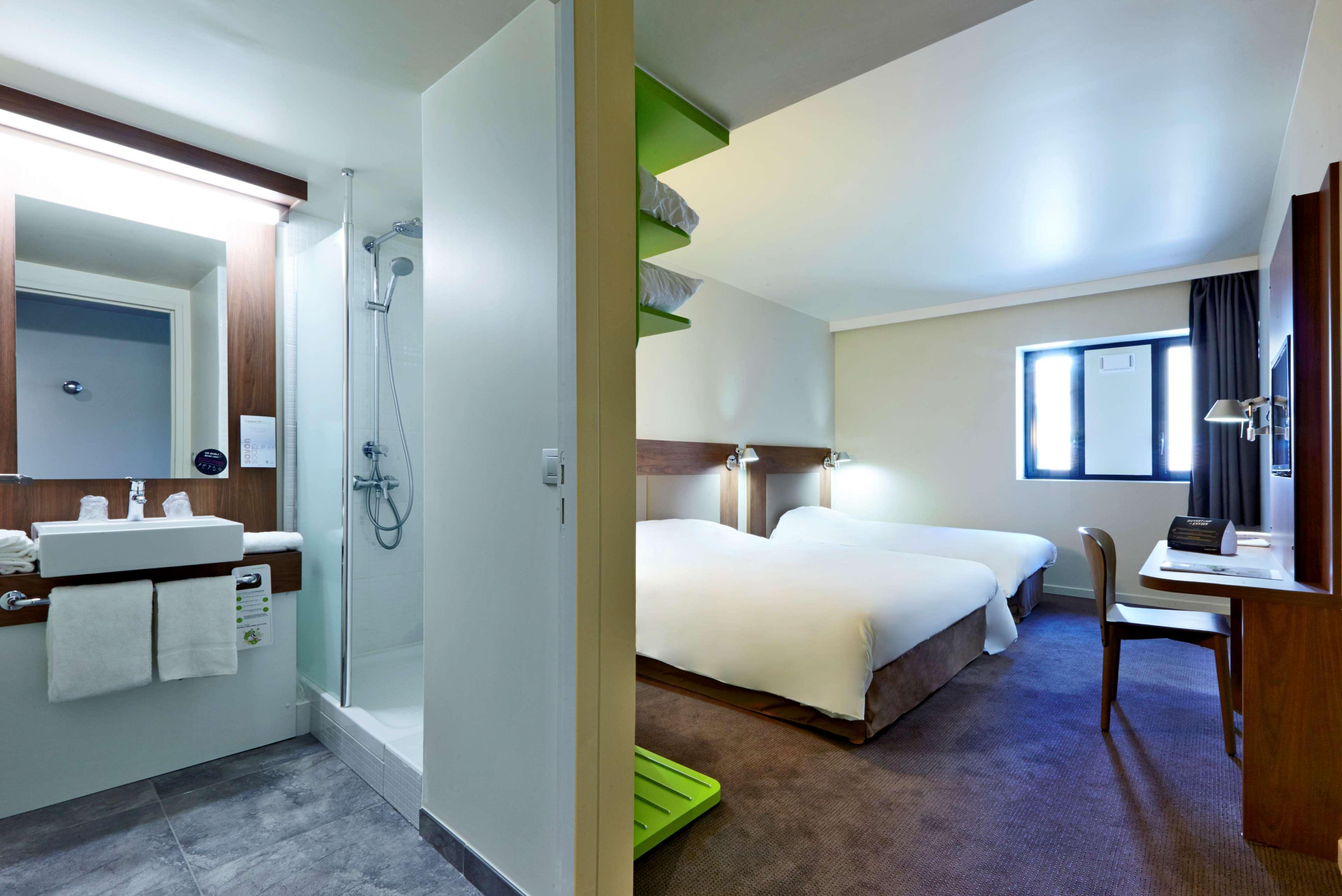 Campanile Nancy Centre - Gare Hotel Bagian luar foto